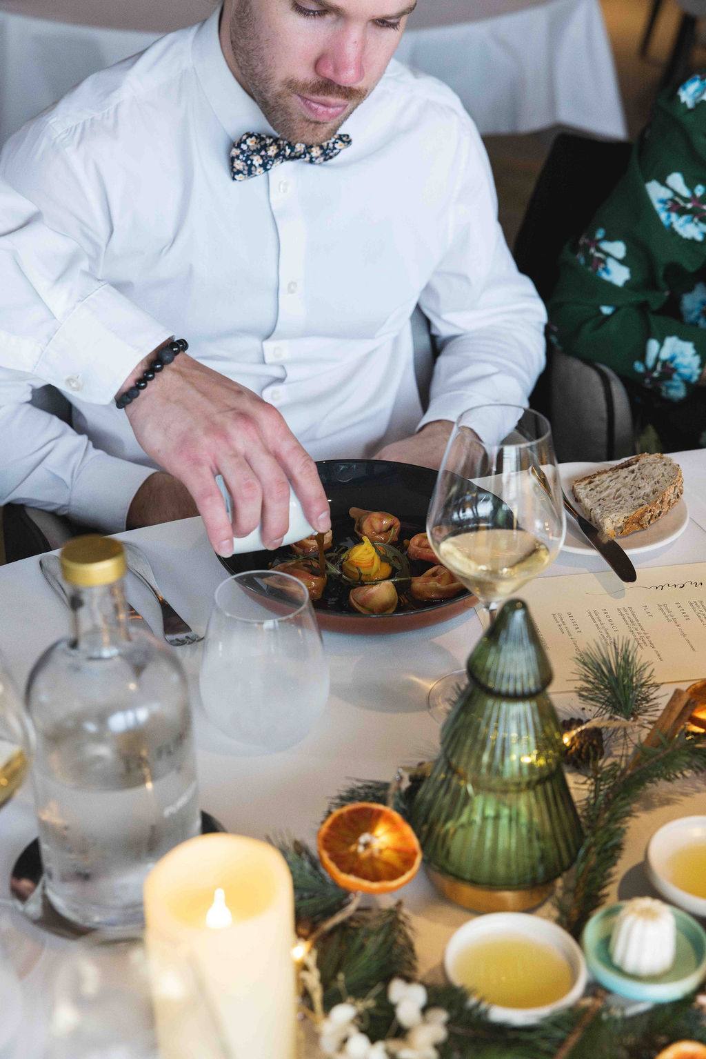 A dish sauced at the table, in front of the guest